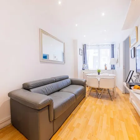 Апартаменты Quiet - 1br 4p - Sacre Coeur *