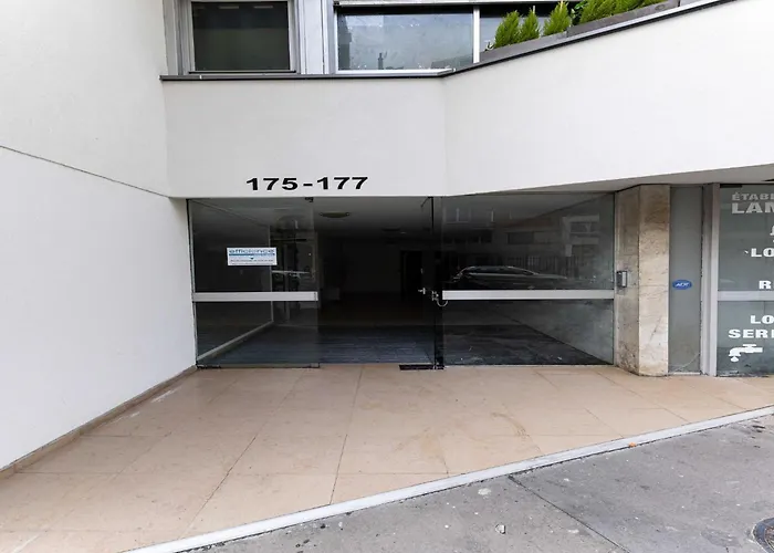 Quiet - 1br 4p - Sacre Coeur *